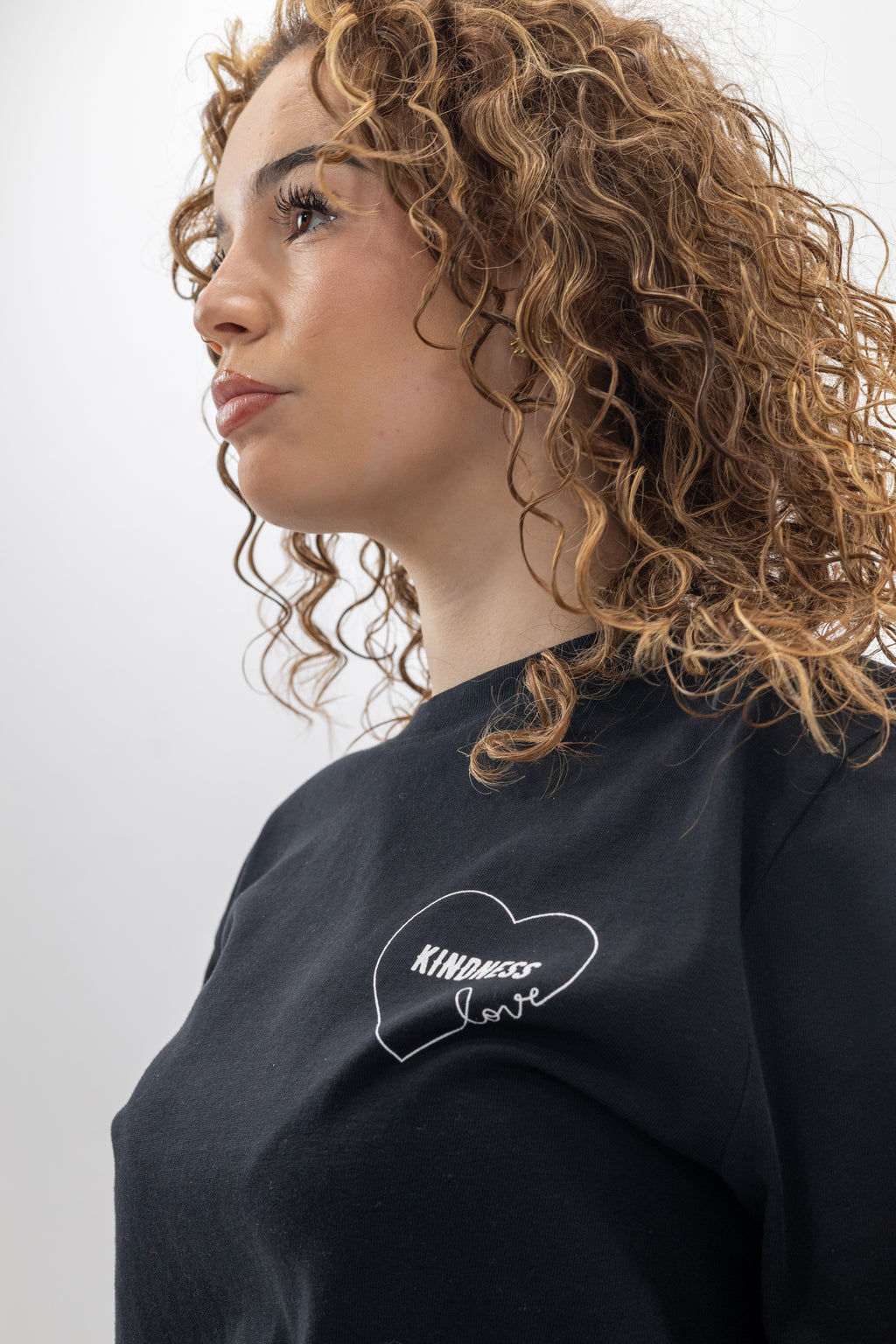 Camiseta KINDNESS - Negra