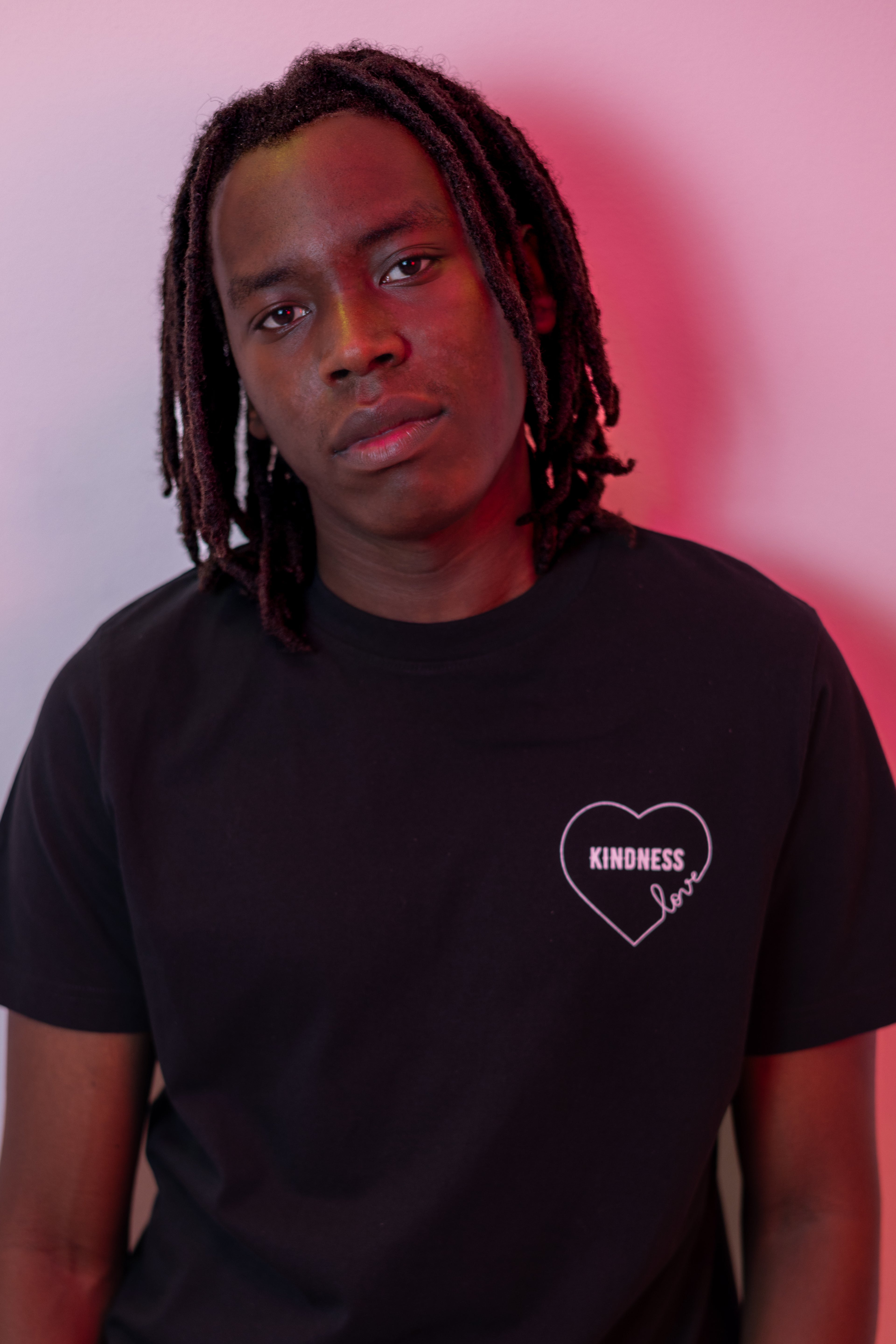 Camiseta KINDNESS - Negra