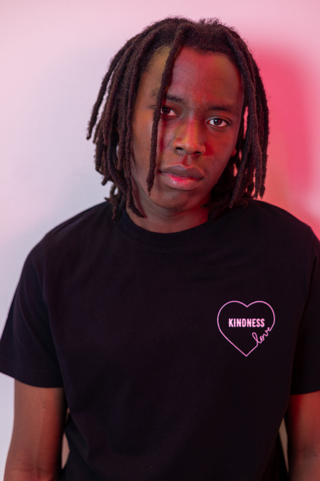 Camiseta KINDNESS - Negra
